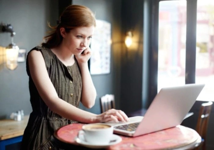 woman with laptop